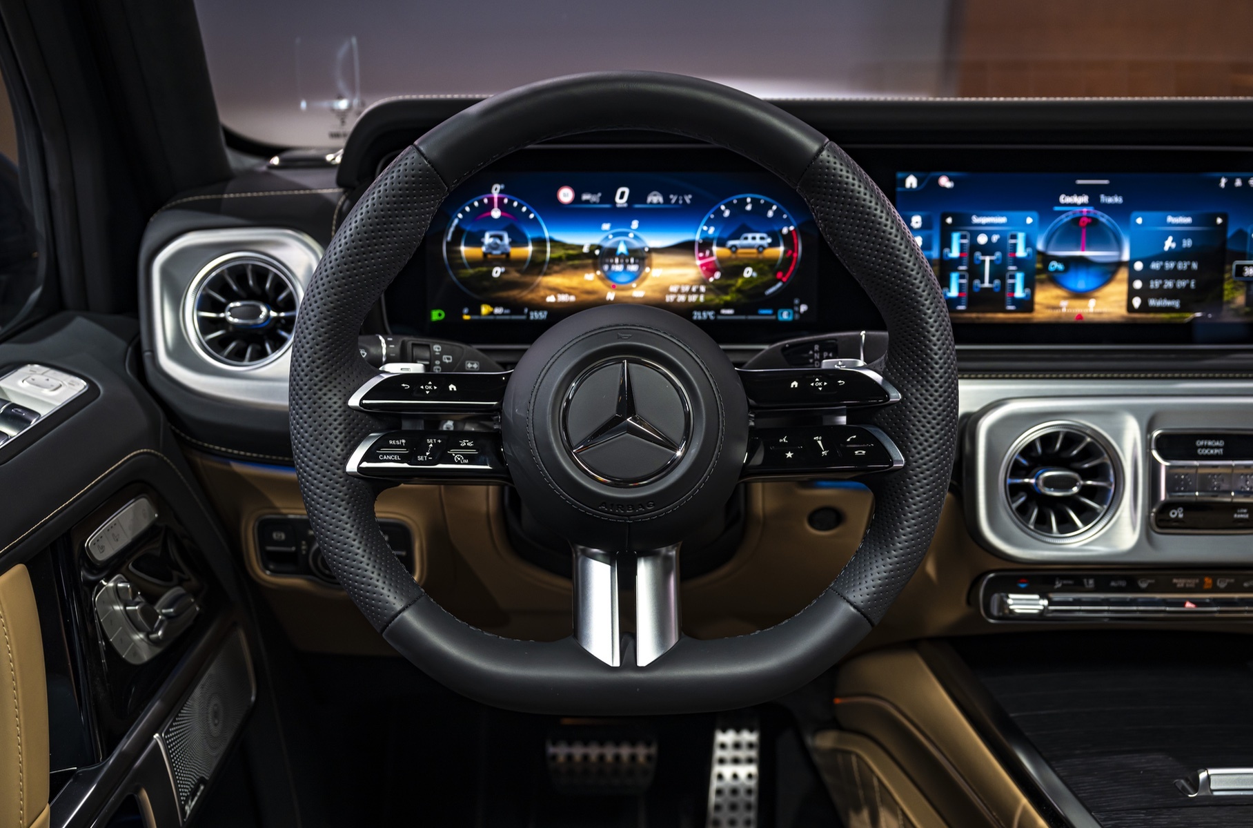 Представлен обновленный Mercedes-Benz G-Class3
