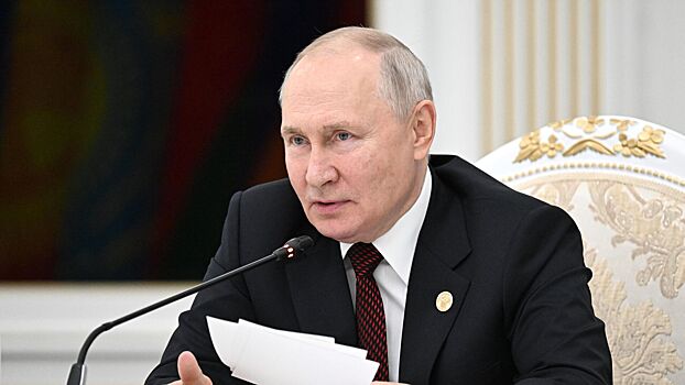 Путин пошутил про прическу с дредами