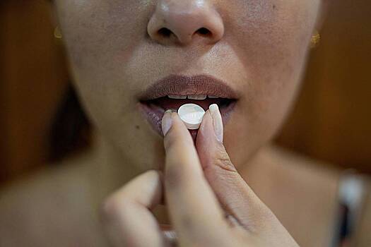 Россиянам назвали два обязательных лекарства для аптечки в сезон аллергии