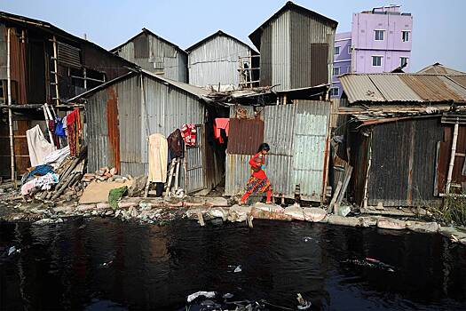 Россияне описали трущобы Бангладеш словами «улицы утопают в грязи и мусоре»