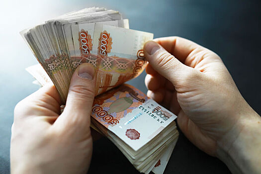 Россиянка «инвестировала» в мошенников пять млн рублей своей соседки