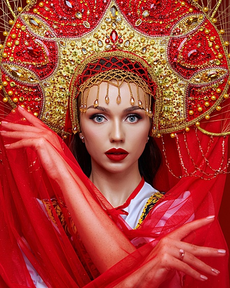 Россиянка выиграла в конкурсе «Миссис Мира 2024»: как выглядит самая красивая замужняя женщина планеты1