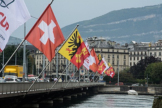 Швейцарцы проголосовали против повышения пенсионного возраста