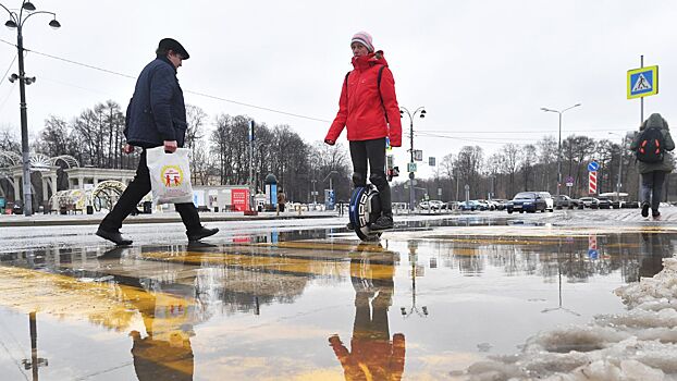 Сильный ветер ожидается в Москве 23 марта