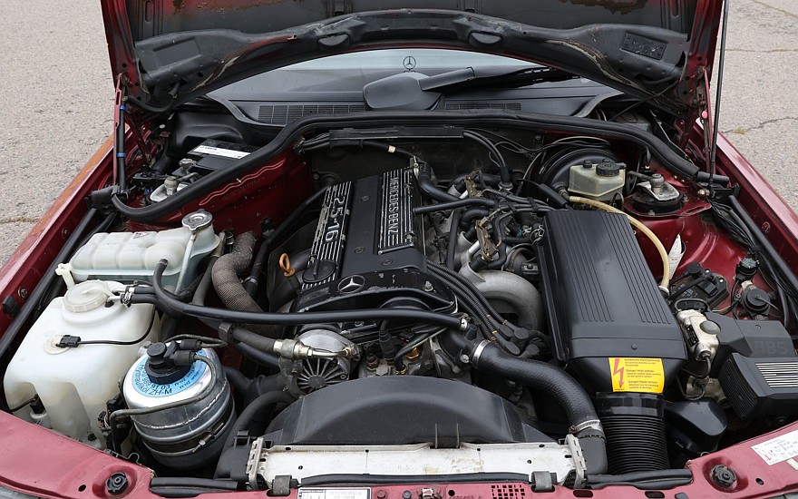 Спорт, британский мотор и активная подвеска: опыт владения Mercedes-Benz 190E 2.5-16 Cosworth3
