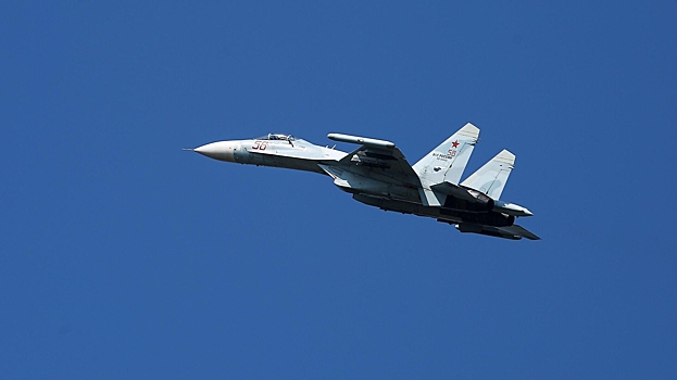 Су-27 подняли в воздух над Черным морем из-за самолетов ВВС Франции