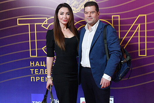 Телеведущий Бабаев рассказал о своей молодой жене
