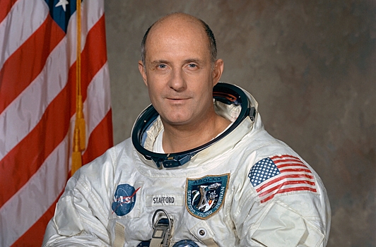 Умер командовавший стыковкой «Аполлона» с «Союзом-19» астронавт