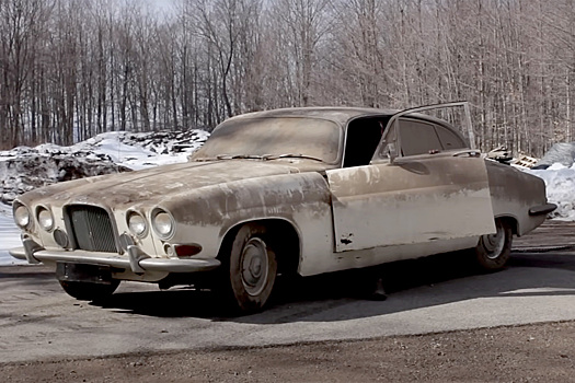 Раритетный Jaguar отмыли после 30-летнего забвения. Видео