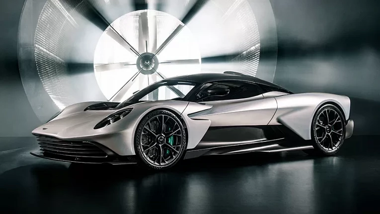 В Aston Martin решили перенести дебют своего первого электромобиля и «убить» Lagonda1
