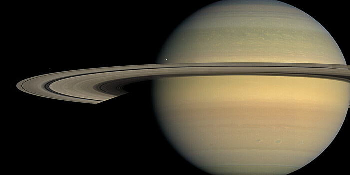В атмосфере спутника Сатурна нашли триуглерод