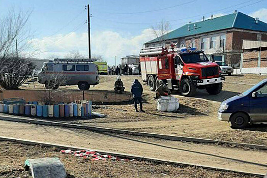 В Бурятии эвакуировали жильцов пятиэтажки из-за найденной на крыше гранаты