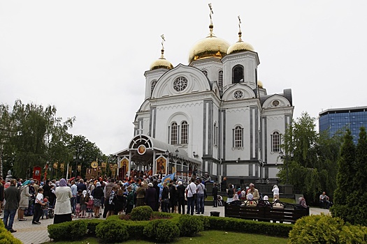 В Краснодаре организуют экскурсии в храмы города