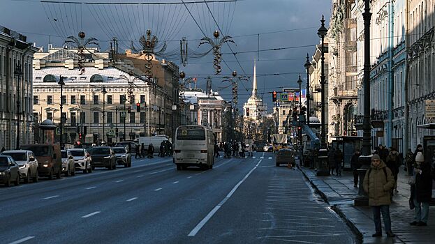 В Петербурге из торгового дома "Пассаж" эвакуировали посетителей