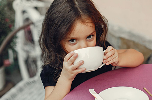 Врач рассказал, почему кофе вреден для детей