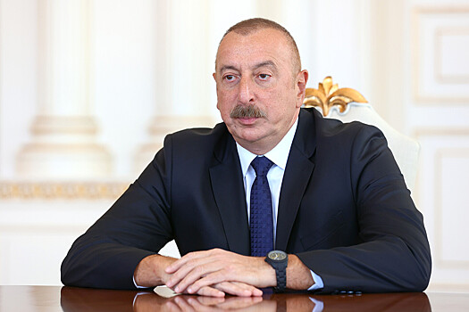 Власти Азербайджана заявили, что страна не будет поставлять оружие Украине