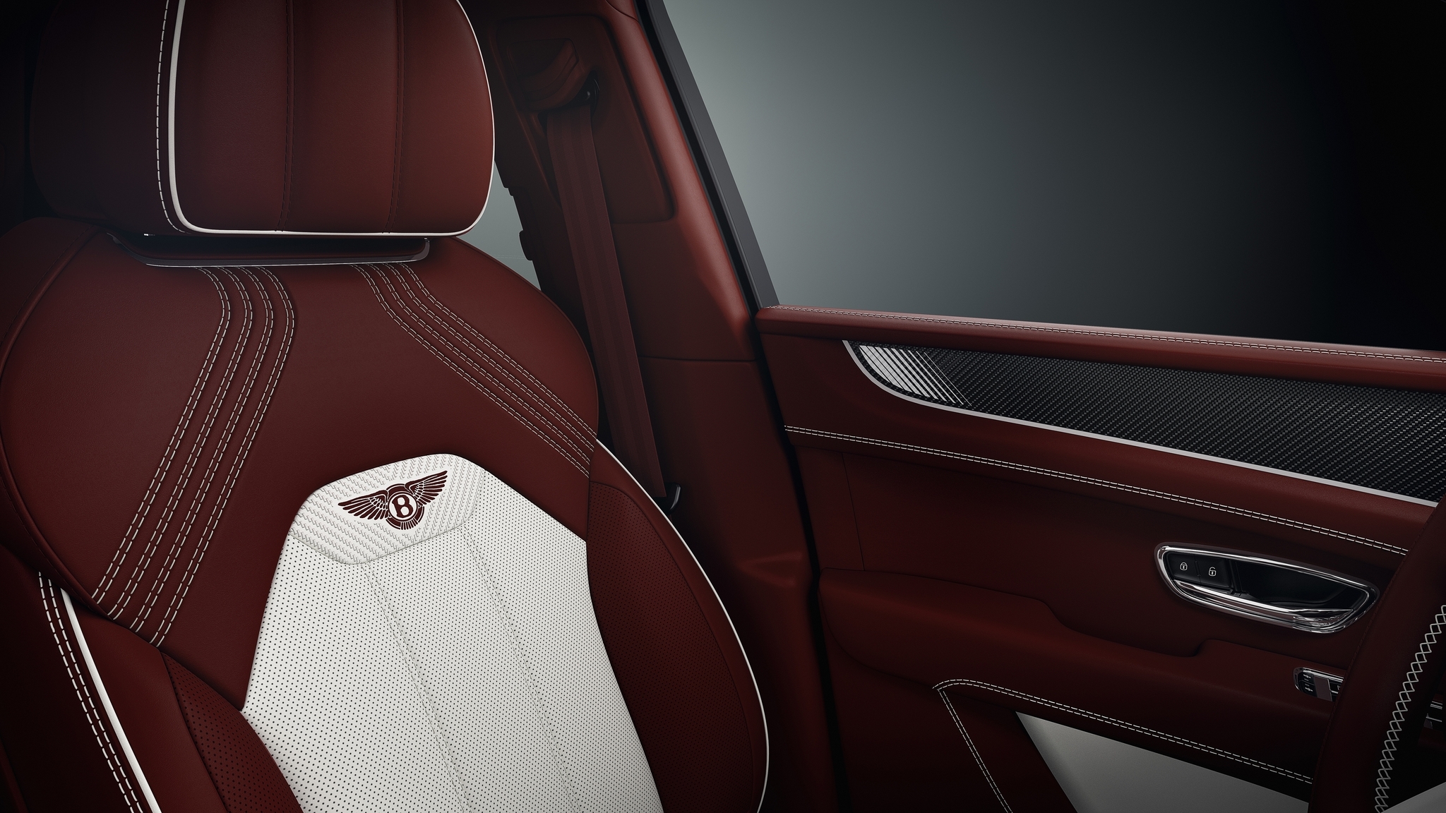 Bentley сделала особую Bentayga с карбоновыми колёсами7