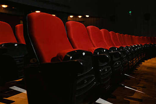 Кинотеатры могут отказаться от показа зарубежных лент в майские праздники