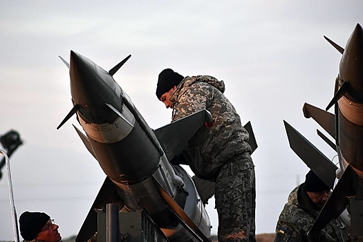 Bloomberg: Украина и Запад проигрывают РФ в гонке за боеприпасами