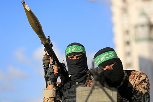 Боевики ХАМАС выпустили 20 ракет по армейской казарме в Израиле