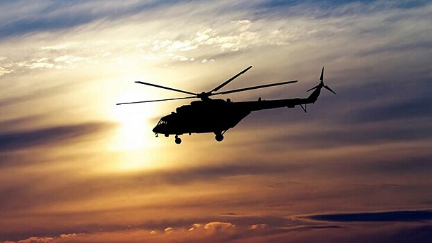 Человек погиб при крушении двух патрульных вертолетов в Японии