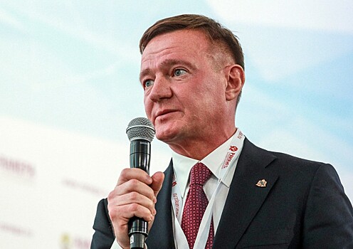 Губернатор Курской области заключил контракт о пребывании в мобилизационном резерве