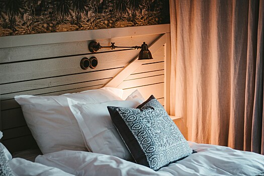 Как часто нужно стирать шторы, подушки и одеяла? Хорошие новости для ленивых