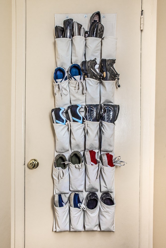 Как организовать хранение обуви в шкафу: идеи для удобного хранения, 37 фото26