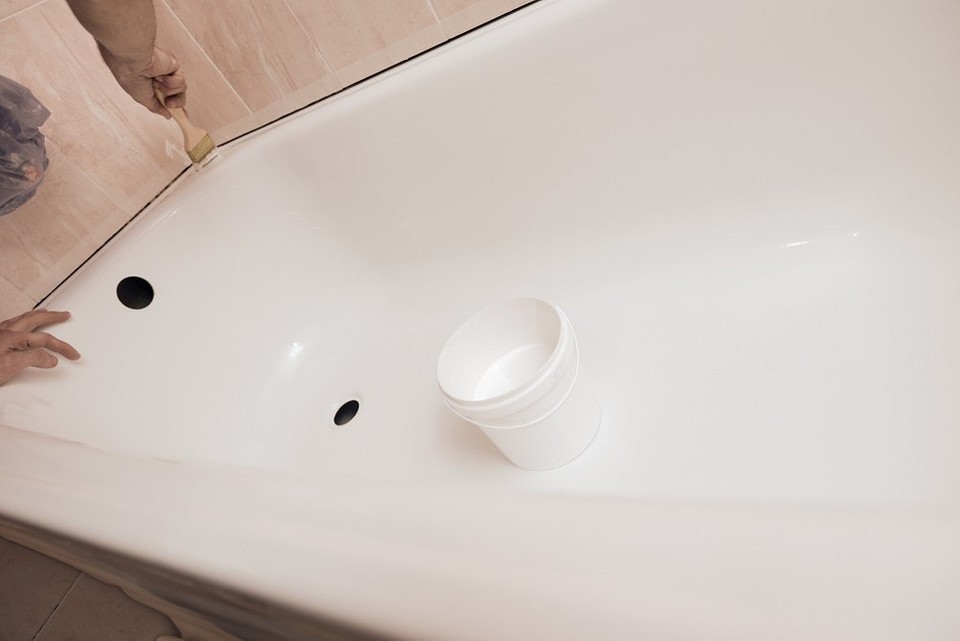 Как покрасить чугунную ванну в домашних условиях: выбор материалов и пошаговая инструкция для качественной покраски своими руками6