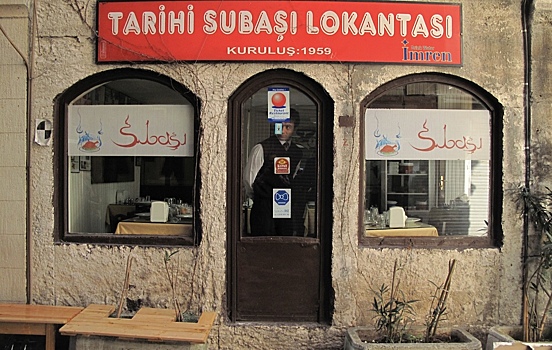 В Турции начали кампанию бойкота ресторанов и кафе