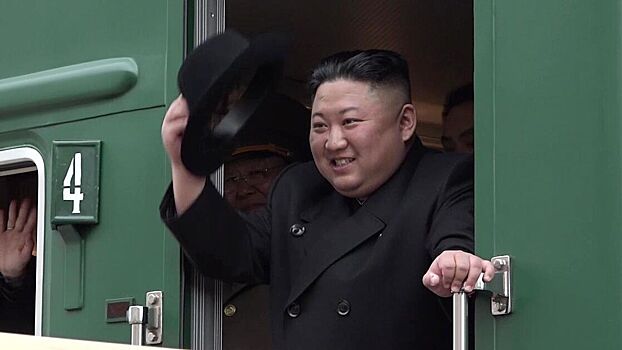 Ким Чен Ын стал регулярно ездить на Aurus от Путина