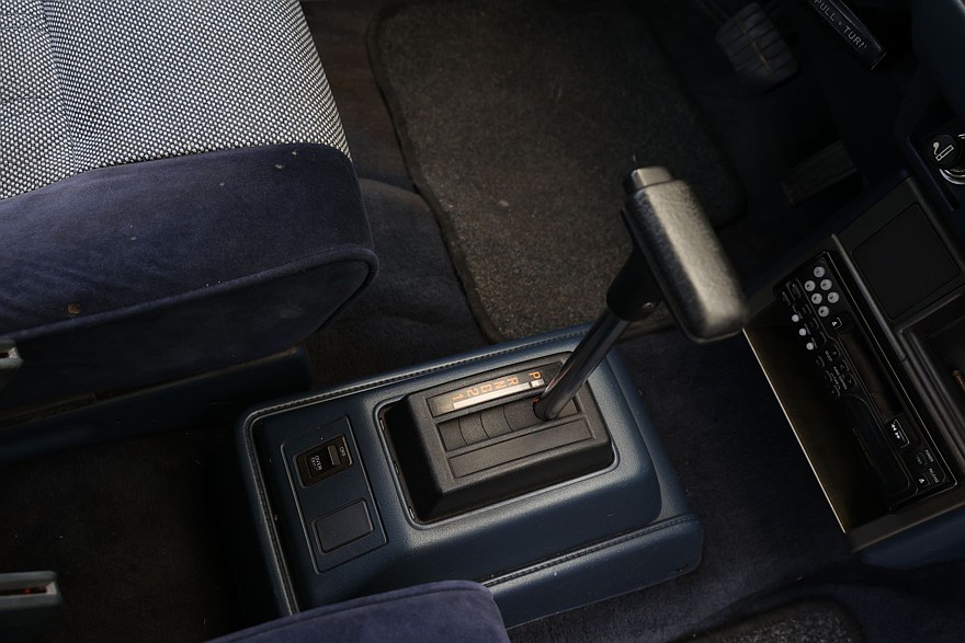 Кузов без центральной стойки и сдвижные двери: опыт владения Nissan Stanza Wagon 1986 года2