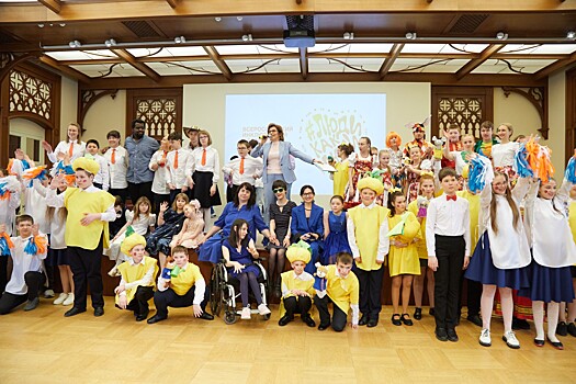 #ЛюдиКакЛюди: фестиваль в поддержку людей с аутизмом объединил участников из 70 регионов России