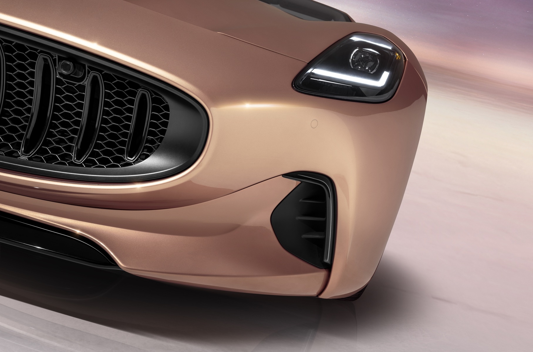 Maserati выпустила самый быстрый в мире электрический кабриолет5