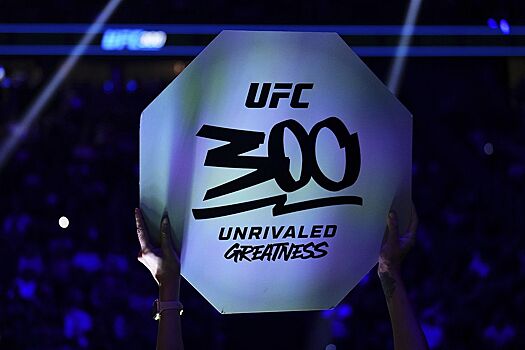 Назван еще один боец, которому в США заблокировали гонорар за UFC 300