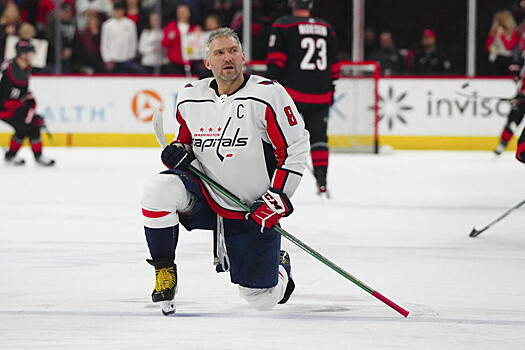 Овечкин вышел на второе место по голевым передачам среди россиян в НХЛ