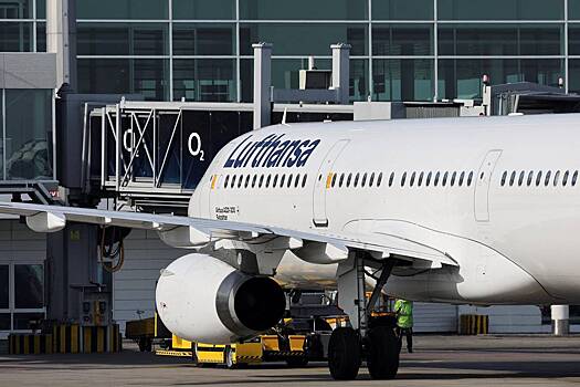 Пара потеряла более 400 000 руб. из-за отмены рейса европейской авиакомпании