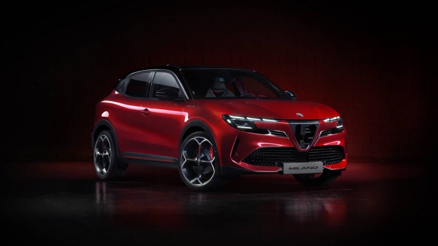 Правительство Италии заставило Alfa Romeo сменить название их нового кроссовера с Milano на Junior1