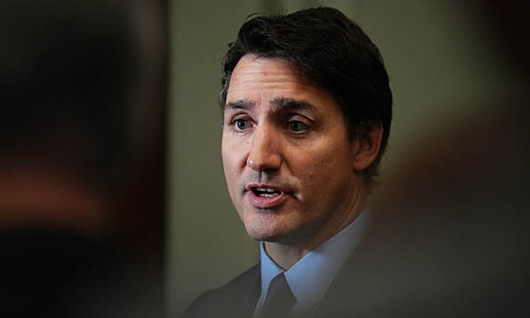 Премьер Канады допустил возможность приобретения атомных подлодок