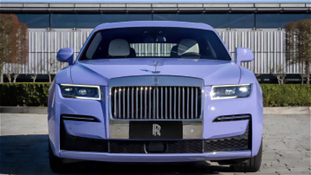 Rolls-Royce представляет свои первые автомобили, собранные на заказ в Китае