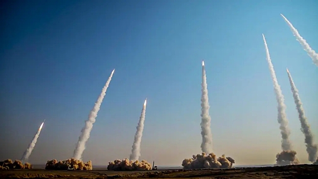 Иран применил семь гиперзвуковых ракет в ходе атаки на Израиль