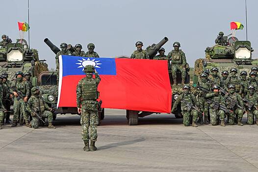 Тайвань отложил военные учения