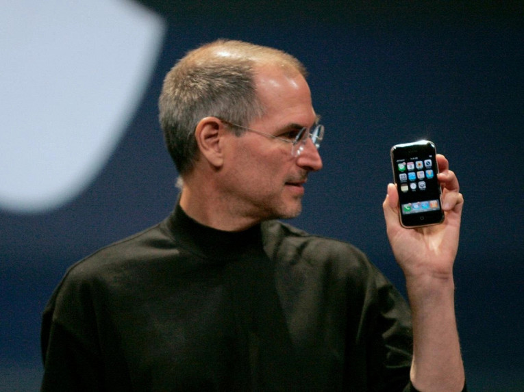Технологические шедевры Apple: устройства, изменившие мир3