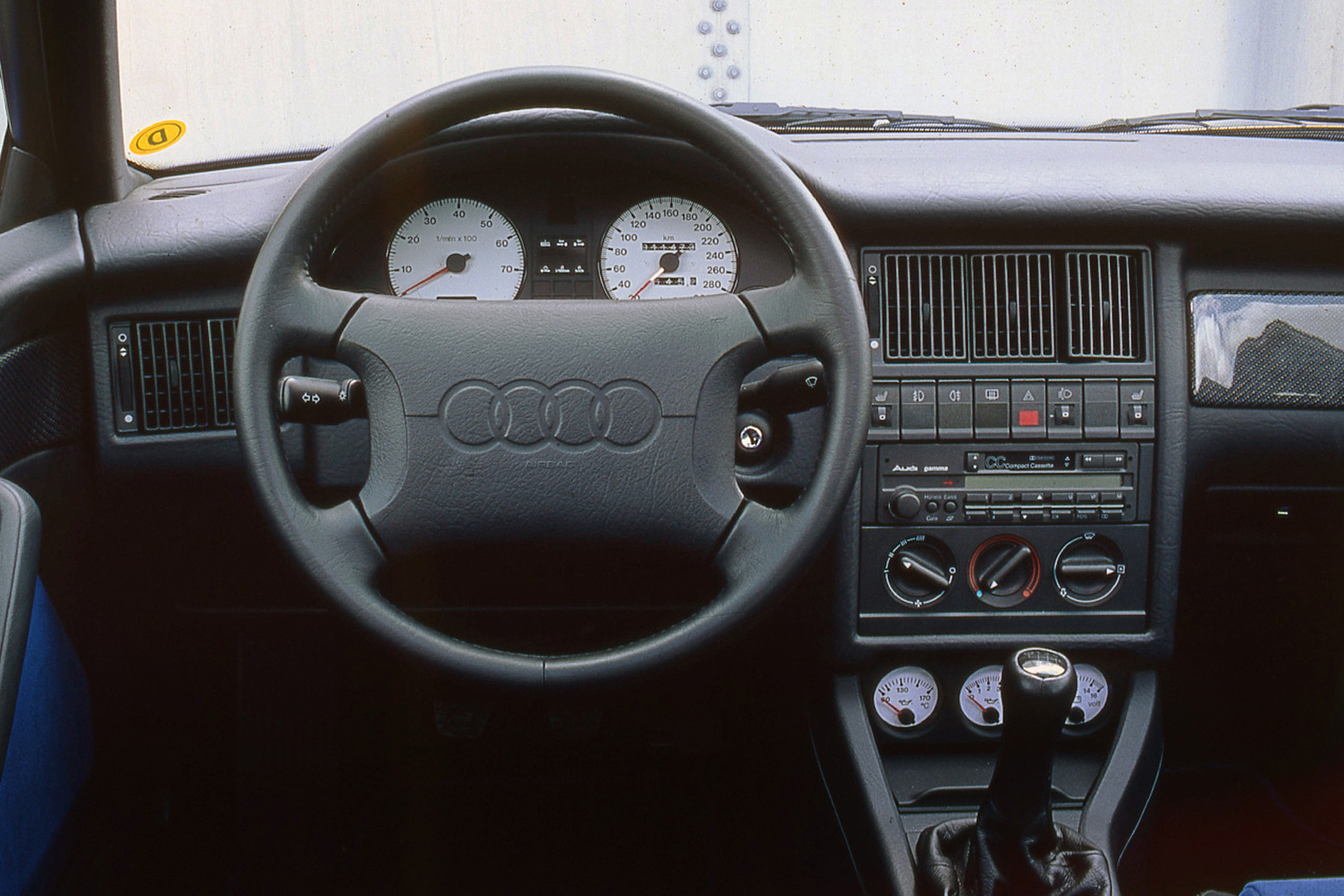 Убойный старенький «сарай»: 10 фактов про Audi RS4 Avant quattro4