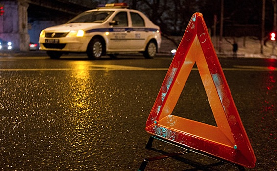 В Кузбассе при столкновении двух автомобилей погиб человек