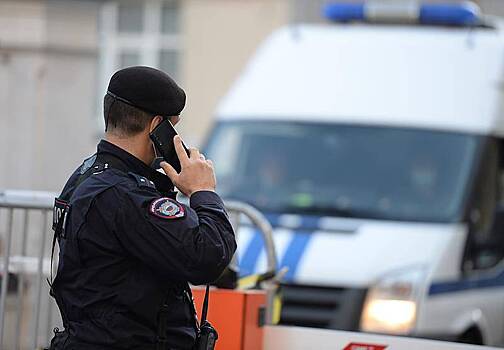 В российском городе полиция обнаружила в квартире мужчины сейф с амфетамином