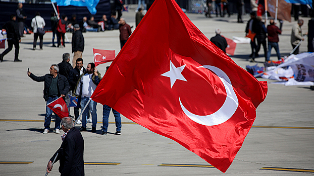 В Турции предрекли досрочные выборы президента после победы оппозиции