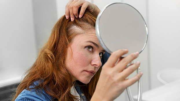 Болезни и состояния, которые приводят к потере волос