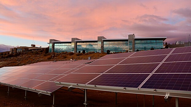 Заводы Peugeot и Fiat смогут работать на солнечной энергии