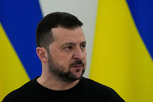 Зеленский объяснил причины снижения возраста мобилизации на Украине